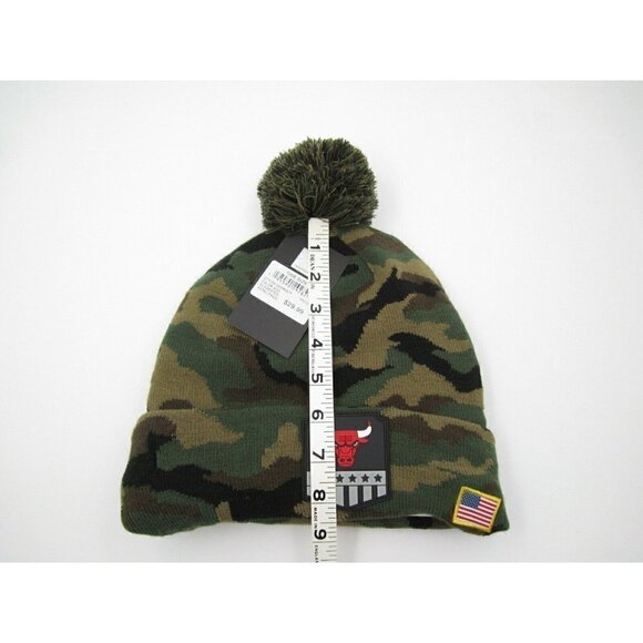 New W/ Tag Ultra Game Chicago Bull Basketball US Flag Beanie One Size - Picture 3 of 3